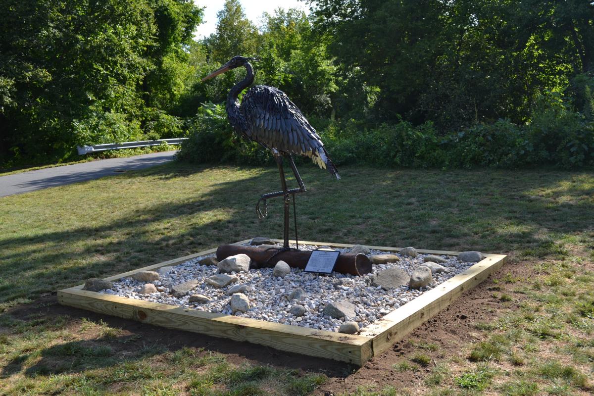 Heron sculpture afar